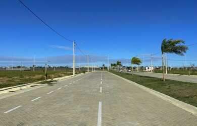 Imagem: O terreno possui 140m² de Área e está localizado em Parque