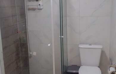 Imagem: A casa possui 3 Dormitórios, 3 Banheiros, 3 Vagas na garagem