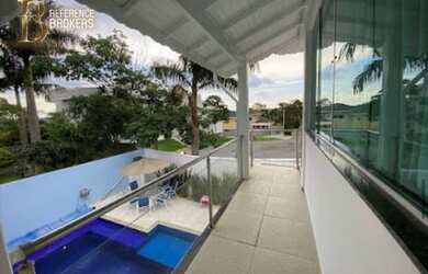 Imagem 13: Maravilhosa casa moderna no condomínio Golf Village