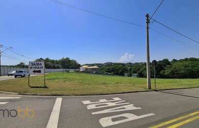 Imagem: O terreno possui 1801m² de Área e está localizado em Jardim