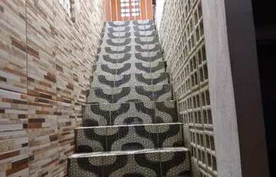 Imagem: A casa possui 2 Dormitórios, 1 Banheiro e está localizado