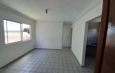 Imagem: O apartamento para alugar possui 2 Dormitórios, 1 Banheiro