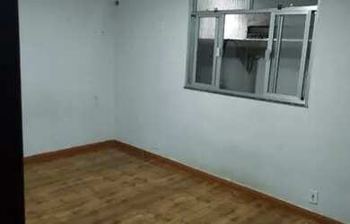 Imagem 2: Alugo uma casa. 1 Banheiroe2 Dormitórios