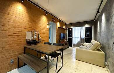 Imagem: O apartamento possui 2 Dormitórios, 2 Banheiros, 1 Vaga na