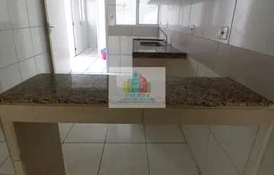 Imagem: A casa possui 3 Dormitórios, 2 Banheiros, 1 Vaga na garagem