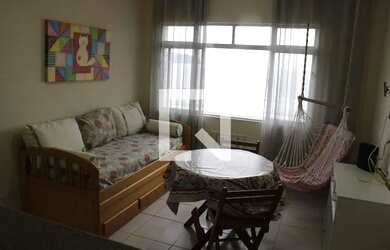 Imagem: O apartamento possui 1 Dormitório, 1 Banheiro, 1 Vaga na garagem