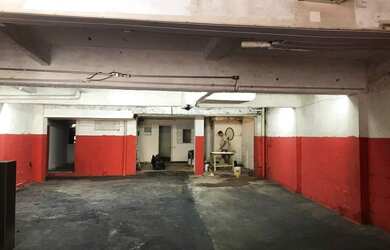 Imagem: O depósito possui 236m² de Área e está localizado em Santo