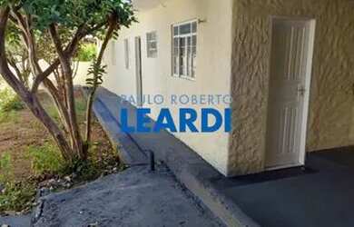 Imagem: A casa possui 3 Dormitórios, 2 Banheiros, 70m² de Área e