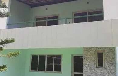 Imagem: A casa possui 4 Dormitórios, 4 Banheiros, 2 Vagas na garagem