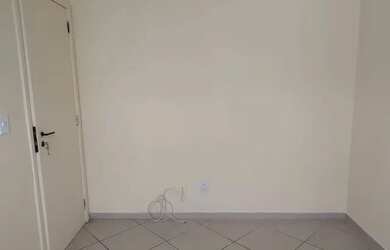 Imagem 11: Sala dois quartos sendo 1 suíte, varanda e armário no quarto suíte