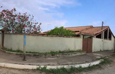 Imagem: A casa à venda possui 3 Dormitórios, 3 Banheiros, 3 Vagas