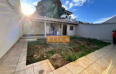 Imagem: O depósito possui 2 Vagas na garagem, 254m² de Área e está