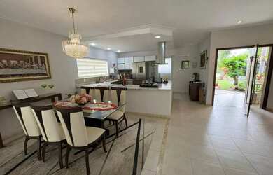 Imagem 7: Linda casa térrea para locação por temporada em Busca Vida