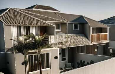 Imagem 14: Casa duplex a venda com excelente padrão de construção