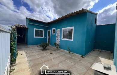 Imagem: A casa possui 1 Dormitório, 1 Banheiro, 1 Vaga na garagem e