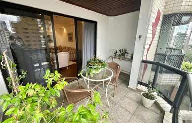 Imagem: O apartamento possui 4 Dormitórios, 5 Banheiros, 2 Vagas na