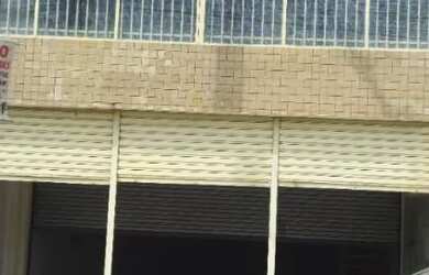 Imagem: O depósito possui 1 Vaga na garagem e 270m² de Área e está