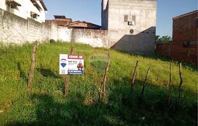 Imagem: O terreno possui 160m² de Área, Imóvel novo e está localizado