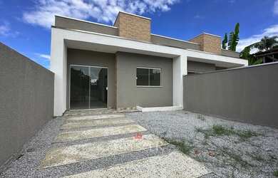 Imagem: A casa possui 2 Dormitórios, 2 Banheiros, 1 Vaga na garagem