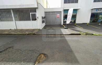 Imagem: A casa possui 1 Dormitório, 1 Banheiro, 40m² de Área e está