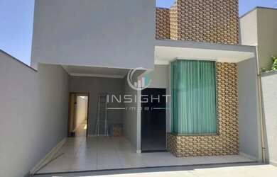 Imagem: A casa possui 3 Dormitórios, 2 Banheiros, 150m² de Área e