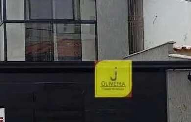 Imagem: A casa possui 3 Dormitórios, 3 Banheiros, 2 Vagas na garagem