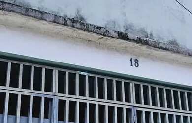 Imagem: A casa possui 2 Dormitórios, 2 Banheiros, 1 Vaga na garagem