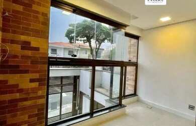 Imagem: O apartamento possui 2 Dormitórios, 2 Banheiros, 2 Vagas na