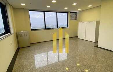 Imagem: O depósito possui 1 Vaga na garagem e 55m² de Área e está