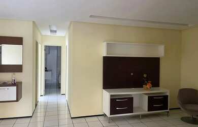 Imagem: A casa em condomínio possui 3 Dormitórios, 2 Banheiros, 2