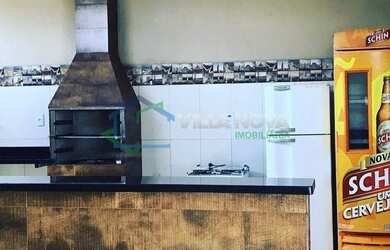 Imagem: A casa possui 1 Dormitório, 4 Banheiros, 2 Vagas na garagem