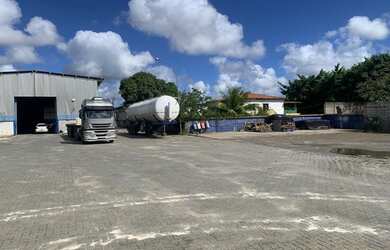 Imagem 3: Galpão/Depósito/Armazém para aluguel e venda tem 1400 metros quadrados