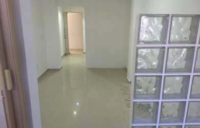 Imagem: O depósito possui 30m² de Área e está localizado em Torre