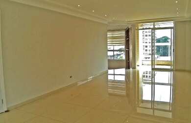 Imagem: O apartamento possui 4 Dormitórios, 5 Banheiros, 4 Vagas na