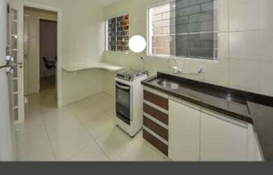 Imagem 11: CURITIBA - Sobrado Padrão - Novo Mundo