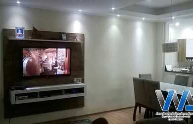 Imagem: A casa possui 2 Dormitórios, 1 Banheiro, 2 Vagas na garagem