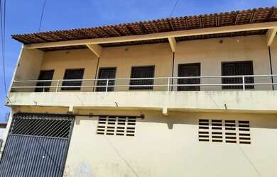 Imagem: A casa em condomínio possui 2 Dormitórios, 1 Banheiro e está