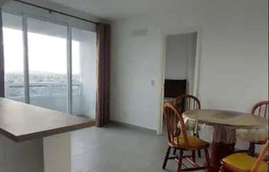 Imagem: O apartamento possui 1 Dormitório, 1 Banheiro, 1 Vaga na garagem