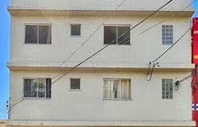 Imagem: O apartamento possui 2 Dormitórios, 1 Banheiro e 1 Vaga na