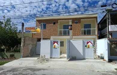 Imagem: A casa possui 2 Dormitórios, 2 Banheiros, 1 Vaga na garagem