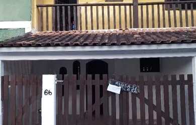 Imagem: A casa possui 2 Dormitórios, 1 Banheiro, 1 Vaga na garagem