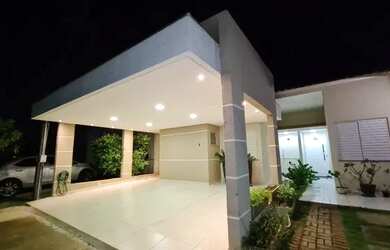 Imagem: A casa em condomínio possui 3 Dormitórios, 2 Banheiros, 2