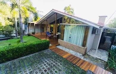 Imagem: A casa em condomínio possui 3 Dormitórios, 2 Banheiros, 5