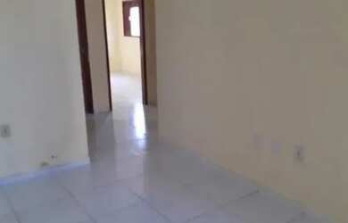 Imagem: A casa possui 3 Dormitórios, 1 Banheiro, 1 Vaga na garagem