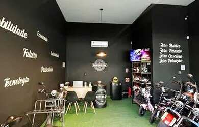 Imagem: O depósito possui 2 Vagas na garagem, 30m² de Área, Imóvel