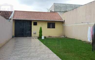 Imagem: A casa possui 3 Dormitórios, 2 Banheiros, 150m² de Área e