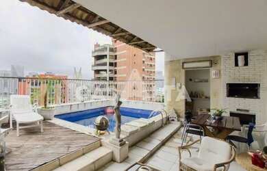 Imagem: O apartamento na cobertura possui 4 Dormitórios, 5 Banheiros