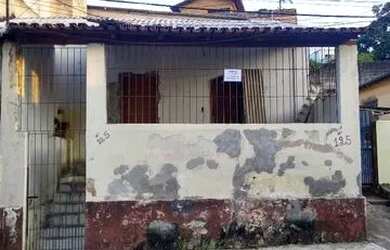 Imagem: A casa possui 2 Dormitórios, 1 Banheiro, 80m² de Área e