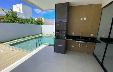 Imagem: A casa em condomínio possui 3 Dormitórios, 2 Banheiros, 2