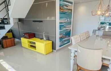 Imagem: A casa possui 3 Dormitórios, 5 Banheiros, 2 Vagas na garagem